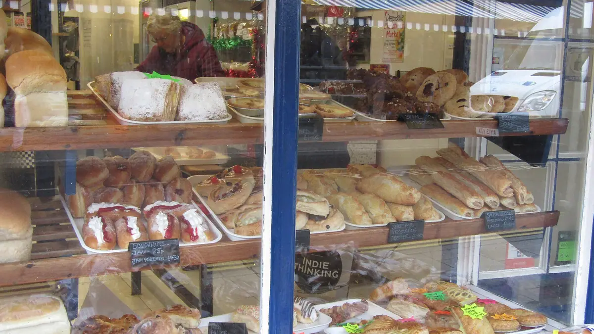 East and West Bakery – bakery in Barnstaple town centre